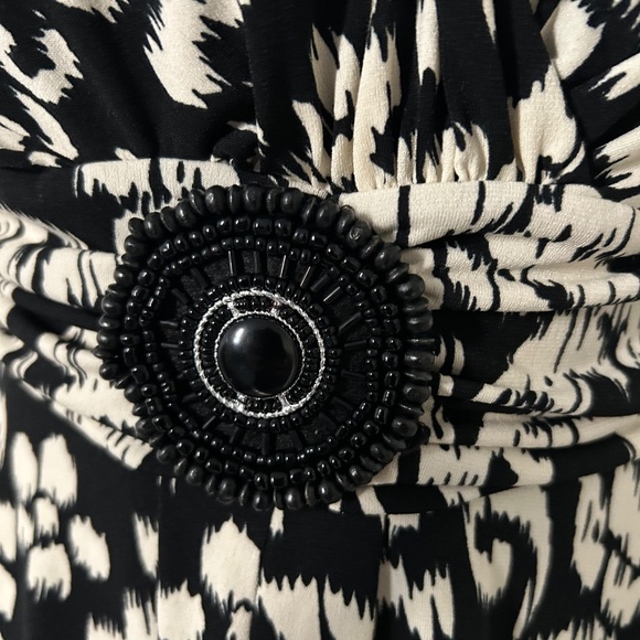 ENFOCUS -Sexy Dress for Date Night- Size 8 - Picture 3 of 6